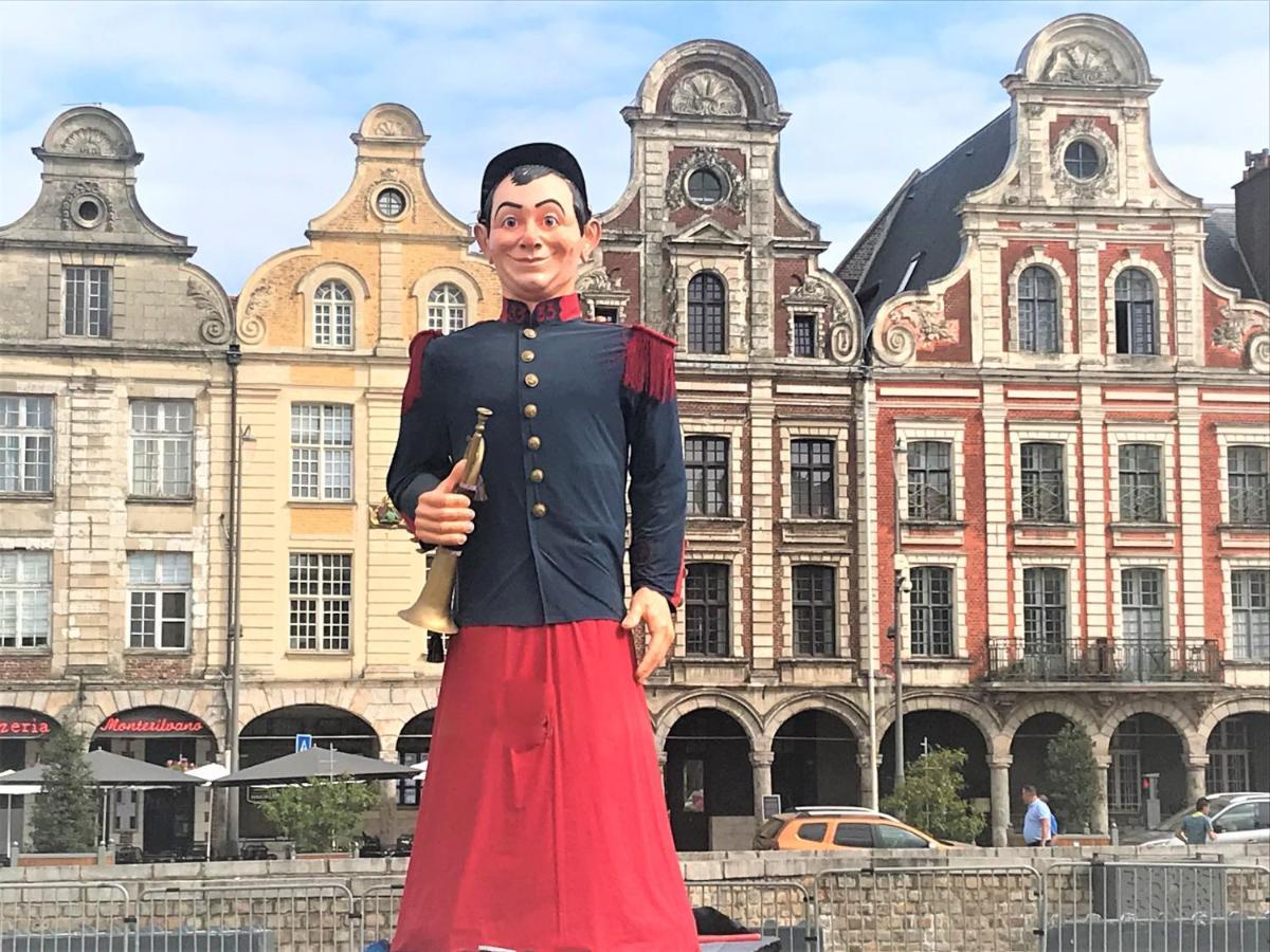 Apartamento Le Bleu Arrageois Arras Exterior foto